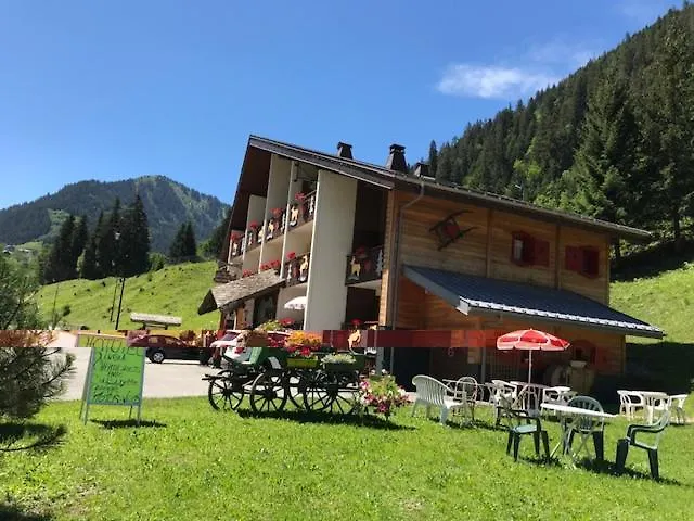 Au Bois De Lune Châtel 3*,