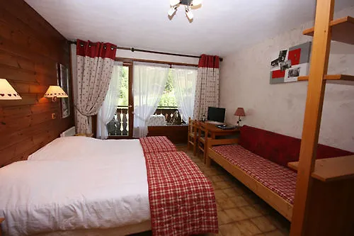 Au Bois De Lune Châtel Hotel
